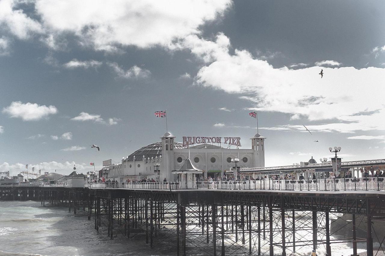 The Greenwich Rooms - Burger & Bird Bar & Restaurant Peacehaven المظهر الخارجي الصورة